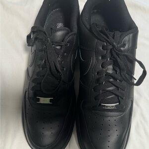 Nike Black Men's Low-Top Sneakers